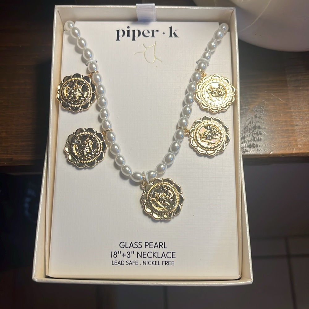 Glass pearl necklace 18+3 inches lead safe nickel free